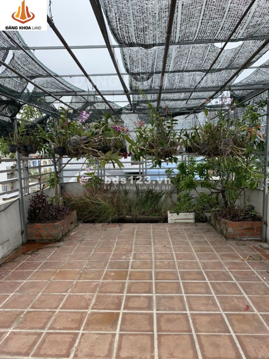 Cho thuê nhà đường Quốc Lộ 13, phường Hiệp Bình Phước. Hẻm oto. Nhà 1 trệt 3 lầu