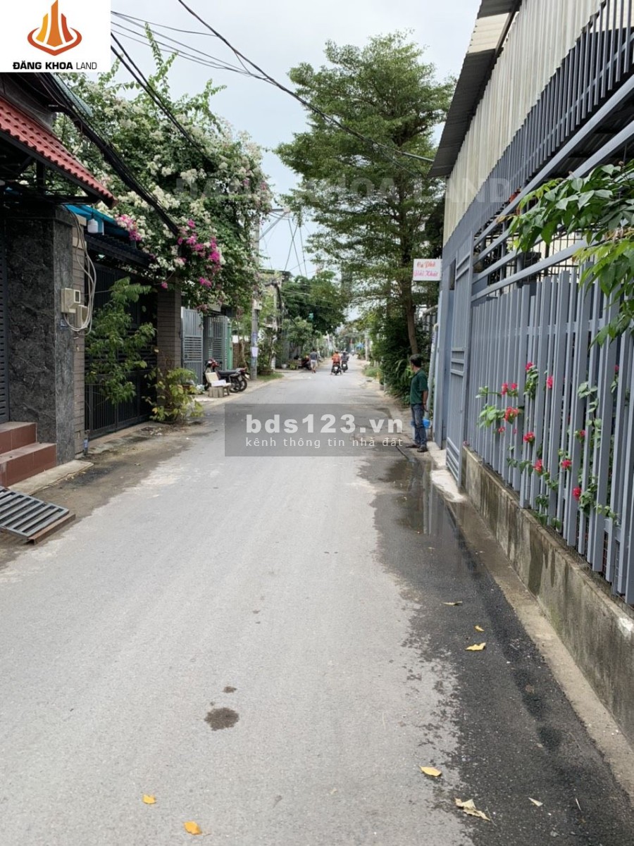 Cho thuê nhà đường Quốc Lộ 13, phường Hiệp Bình Phước. Hẻm oto. Nhà 1 trệt 3 lầu