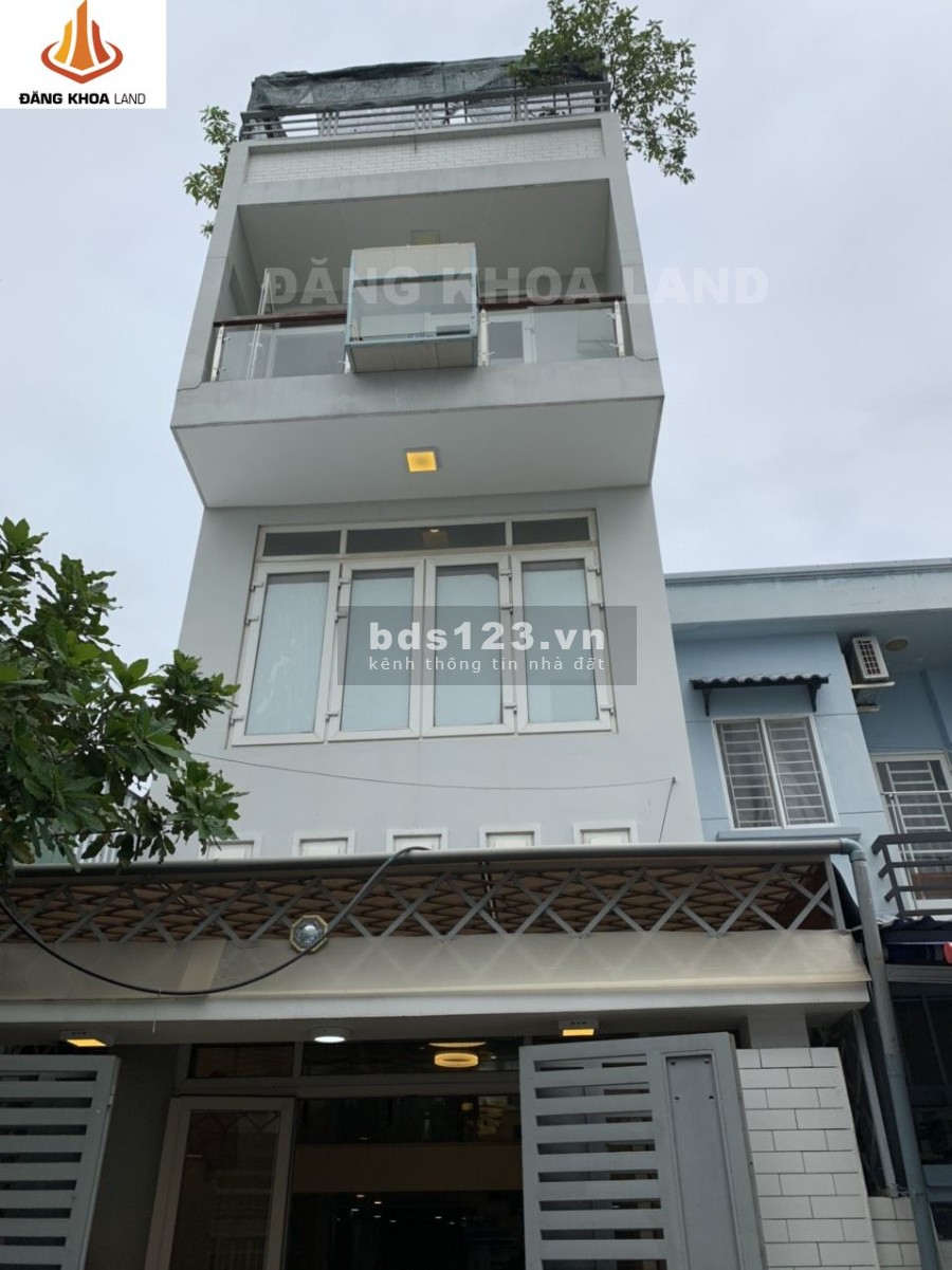 Cho thuê nhà đường Quốc Lộ 13, phường Hiệp Bình Phước. Hẻm oto. Nhà 1 trệt 3 lầu