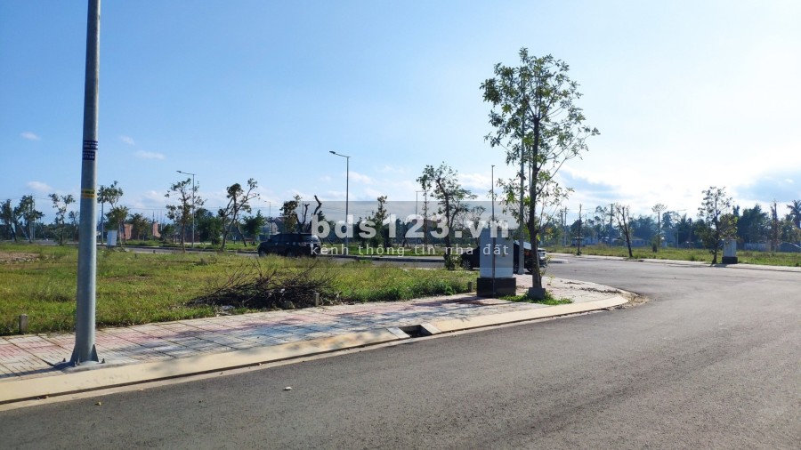 Mở bán giỏ hàng đất nền trung tâm Thị trấn La Hà, cạnh Uỷ Ban, Công An Tư Nghĩa, hạ tầng điện âm