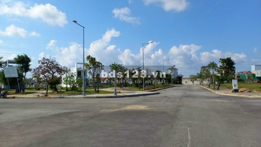 Mở bán giỏ hàng đất nền trung tâm Thị trấn La Hà, cạnh Uỷ Ban, Công An Tư Nghĩa, hạ tầng điện âm