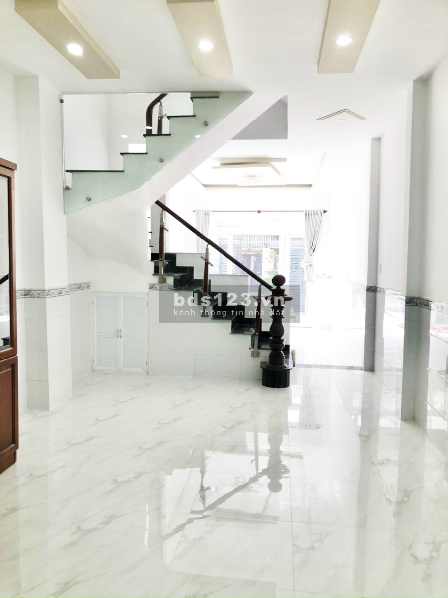 Bán nhà mặt tiền đường số 23 phường Tân Quy, Quận 7 giá bán 11.5 tỷ, còn thương lượng