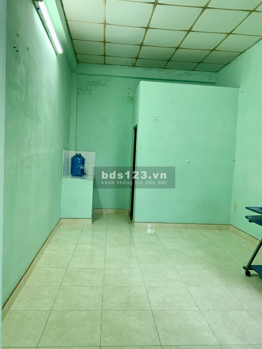 Cho thuê phòng trọ Phạm Văn Chí Quận 6 diện tích 15m2, giá 1.9 triệu/tháng