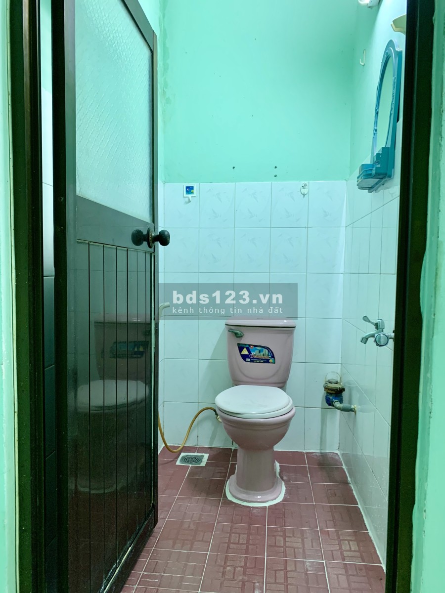 Cho thuê phòng trọ Phạm Văn Chí Quận 6 diện tích 15m2, giá 1.9 triệu/tháng