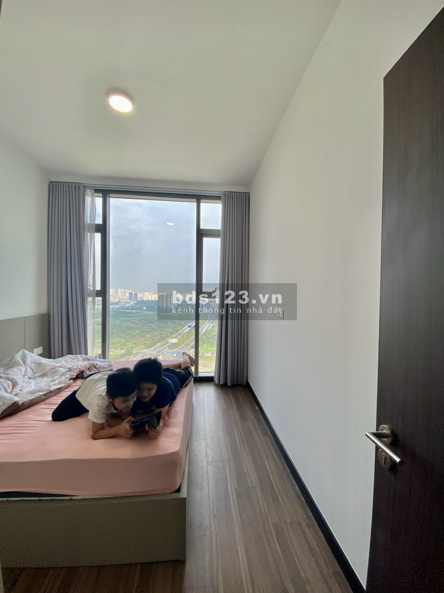 Căn hộ Empire City cần cho thuê 2PN. Liên hệ: 0932 689 228, giá 26 triệu/tháng, tiện ích đủ