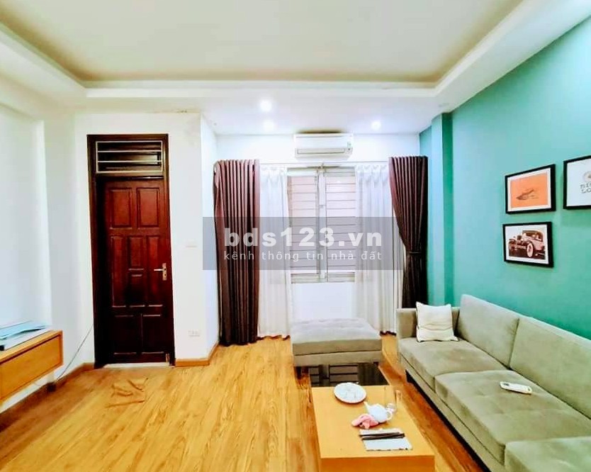 Bán nhà nguyên căn đẹp Hoàng Mai, gần phố, gần chợ Mơ Bạch Mai, giá án 2.15 tỷ, lhcc