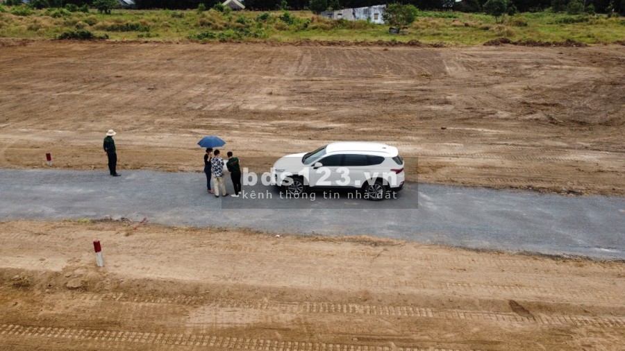 Chủ cần bán gấp 1000m2 ONT - SIÊU VỊ TRÍ - ấp 4 xã Phước Bình, giá f0 chỉ 1tr8/m2