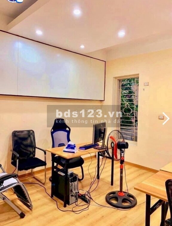 Cho thuê nhà riêng làm văn phòng tại ngõ 285 Khuất Duy Tiến 6 tầng diện tích sử dụng 45m2