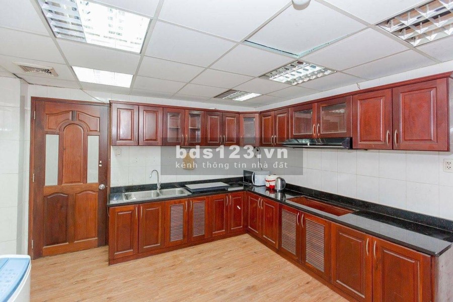Quận 4- Kí túc xá Xóm Chiếu sang chảnh giá cực ưu đãi liên hệ xem phòng 0901313987
