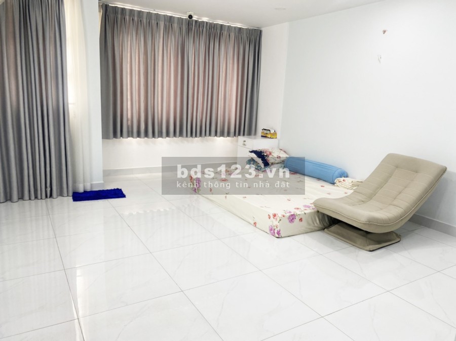 Bán nhà tổng diện tích 245m2 đường rộng 16m Lâm Văn Bền, phường Tân Kiểng, quận 7