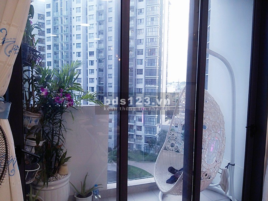 Celadon city Tân Phú bán căn hộ 2PN, dtsd 71m2, view hồ bơi, full nội thất, LH chính chủ: 0902611882