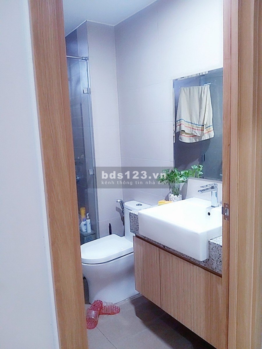 Celadon city Tân Phú bán căn hộ 2PN, dtsd 71m2, view hồ bơi, full nội thất, LH chính chủ: 0902611882