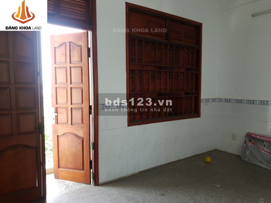 Cho thuê nhà đường Trần Thị Điệu, phường Phước Long B. Đường oto. Nhà 1 trệt 2 lầu