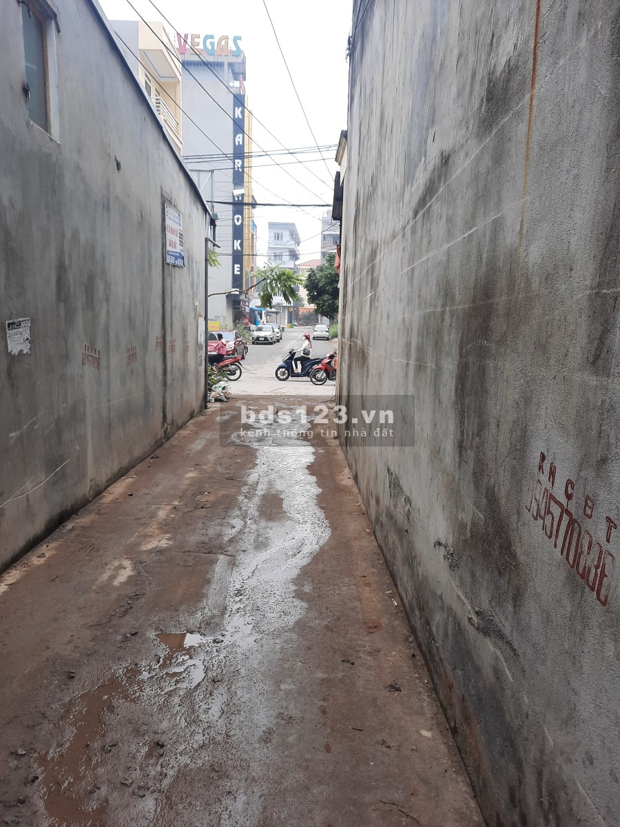 Cho thuê đất rộng làm quán ăn, kho bãi ngay Alpha mobile đt liên hệ chính chủ 0372105740
