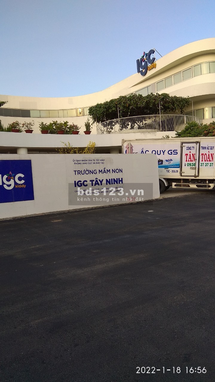 Cho thuê đất 2 mặt tiền, đường nhựa 10m, gần Trường Liên Cấp IGC Tây Ninh lh 0919256896