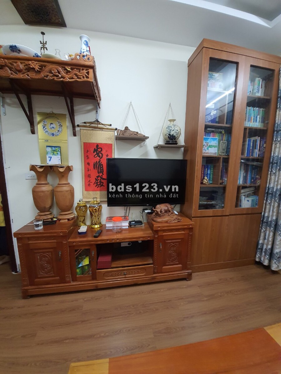 Chính chủ bán căn hộ 70m2 (2PN, 2WC, hướng ĐN - TB), sổ đỏ trao tay - Gọi ngay 035 335 0495