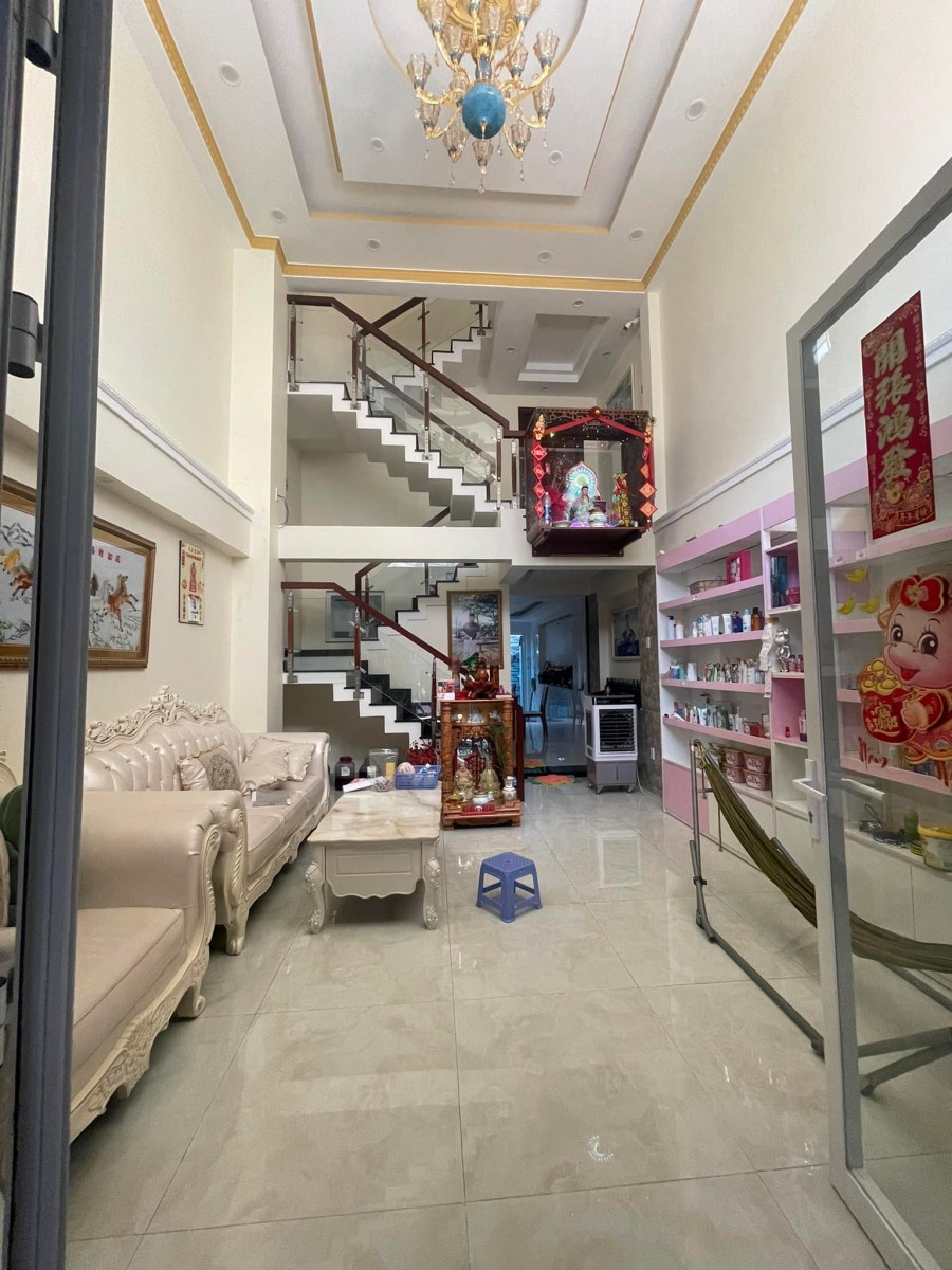 Bán nhà phường Phú Mỹ Quận 7 Full nội thất cao cấp vào ở ngay, Oto tải đỗ cửa