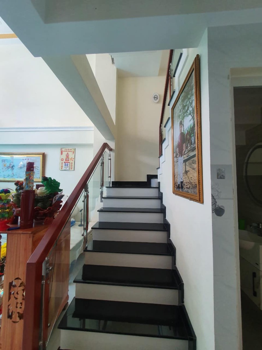 Bán nhà phường Phú Mỹ Quận 7 Full nội thất cao cấp vào ở ngay, Oto tải đỗ cửa
