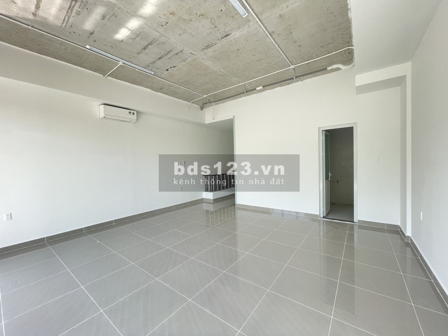 Cho thuê sàn Saritown, KĐT Sala. Nhà hoàn thiện đẹp. Lh: 0932689228 giá 53 triệu/tháng