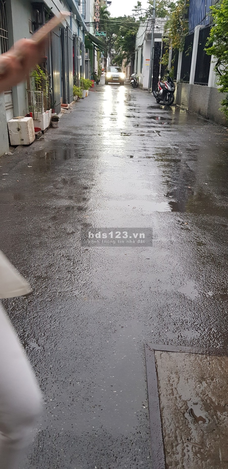 Cần bán Nhà đẹp 4 tầng Nguyễn Hữu Thọ, Trung tâm Đà Nẵng khu dân cư đông đúc, giá tốt