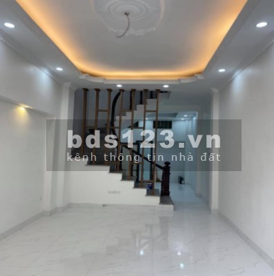 Bán nhà Khương Trung, khu tiện ích, diện tích sử dụng 53m2, giá bán chỉ 4.26 tỷ, lh 0915233196
