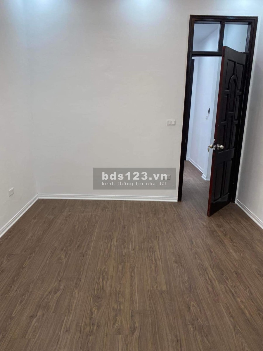 Bán nhà Khương Trung, khu tiện ích, diện tích sử dụng 53m2, giá bán chỉ 4.26 tỷ, lh 0915233196