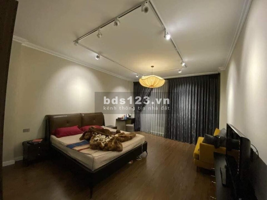 Bán nhà đẹp 4 tầng. Giá rẻ Nguyễn Hữu Thọ, trung tâm Đà Nẵng bàn giao có sẵn nội thất
