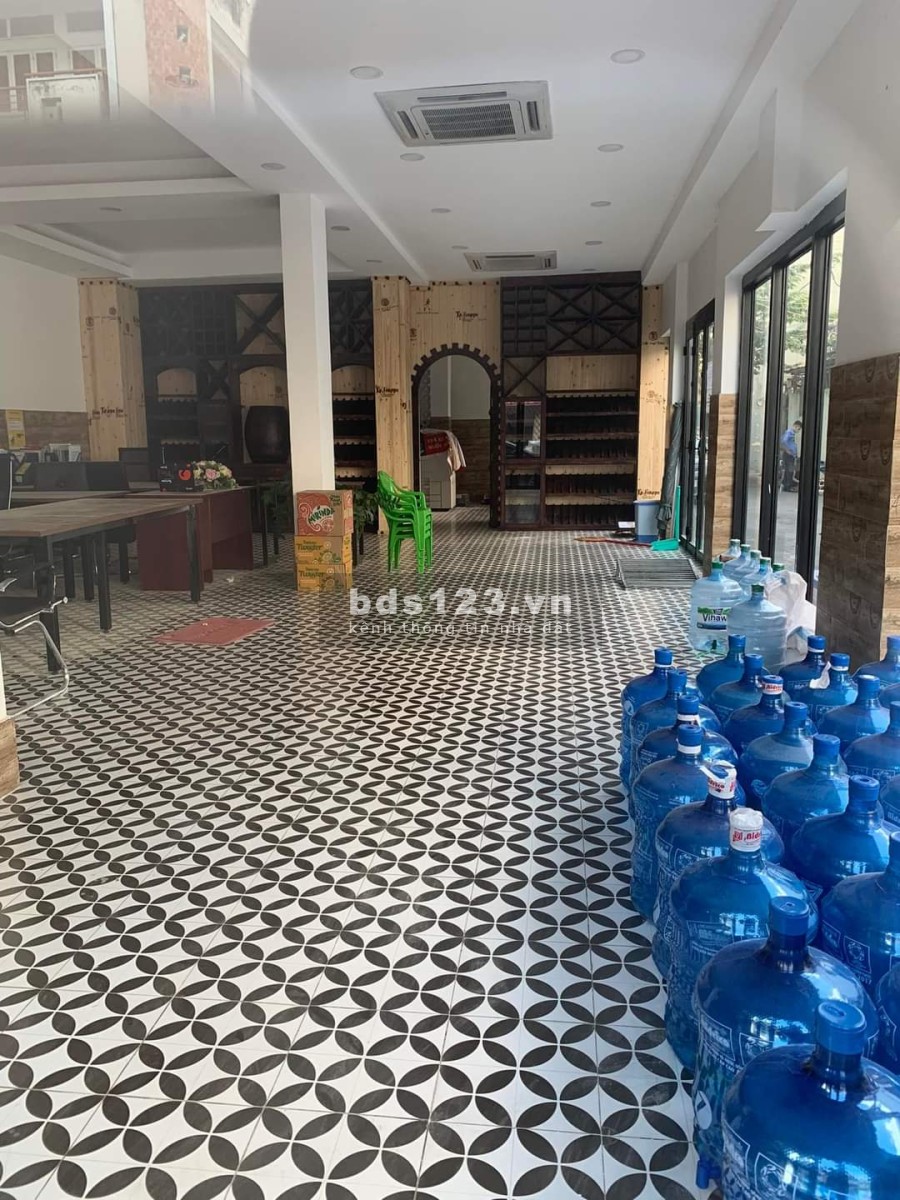 Bán siêu mặt tiền dt7x17m Bạch Đằng p2 Tân Bình hđ thuê 120tr giá 39tỷ9 ra lộc