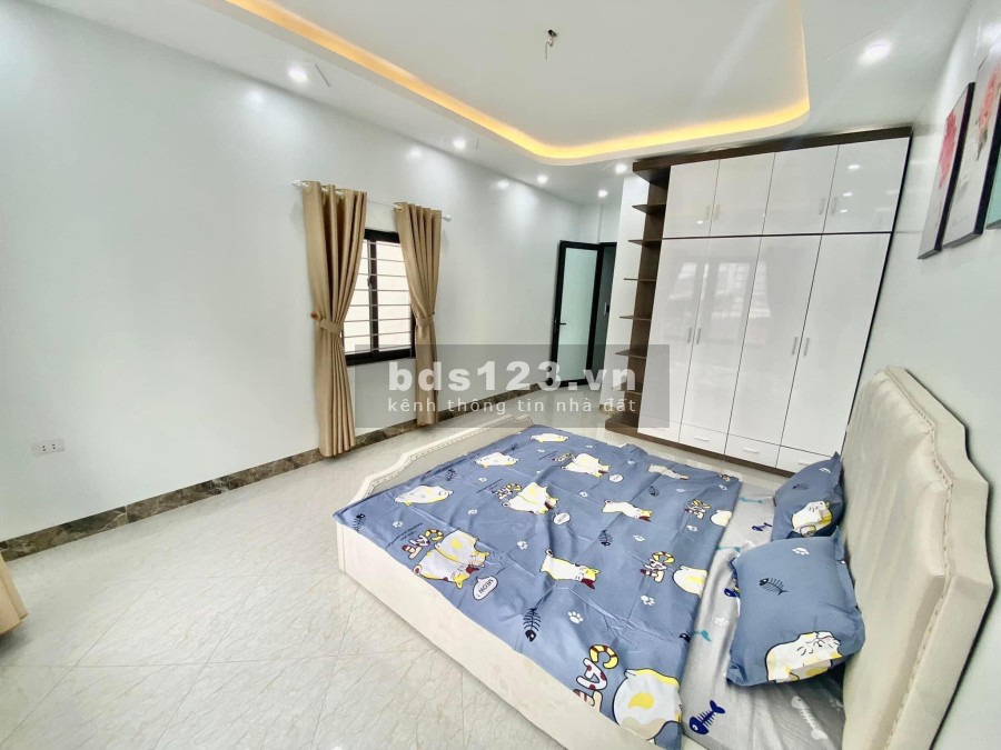 Nhà mới hai mặt thoáng ô tô đỗ cử muôn vàn tiện ích đón tết đoàn viên, tặng nội thất