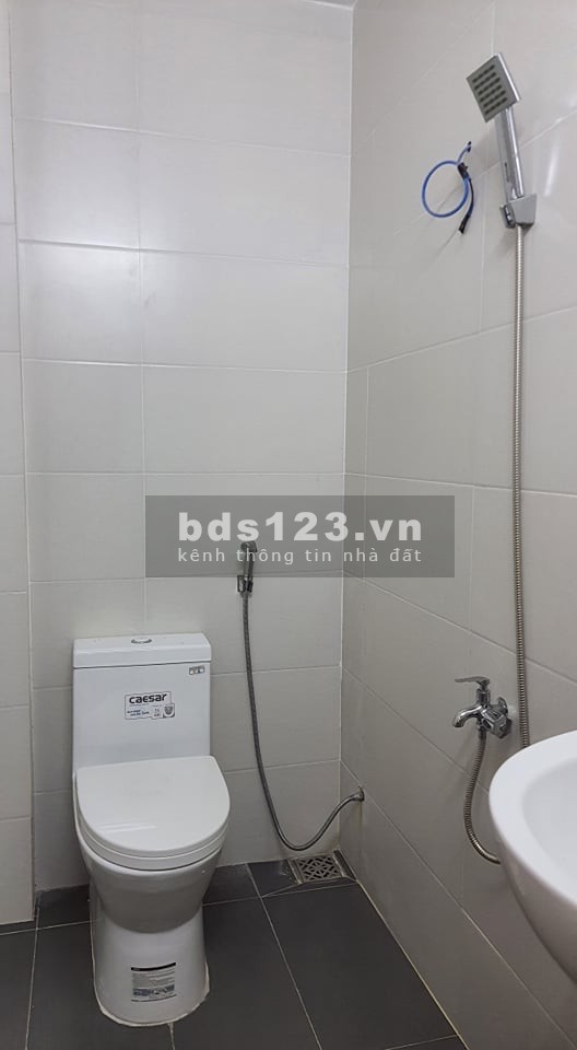 Đầu tư sinh lời ngay, bán nhà nguyên căn đường 2/9, đang cho thuê giá 25 triệu/tháng.