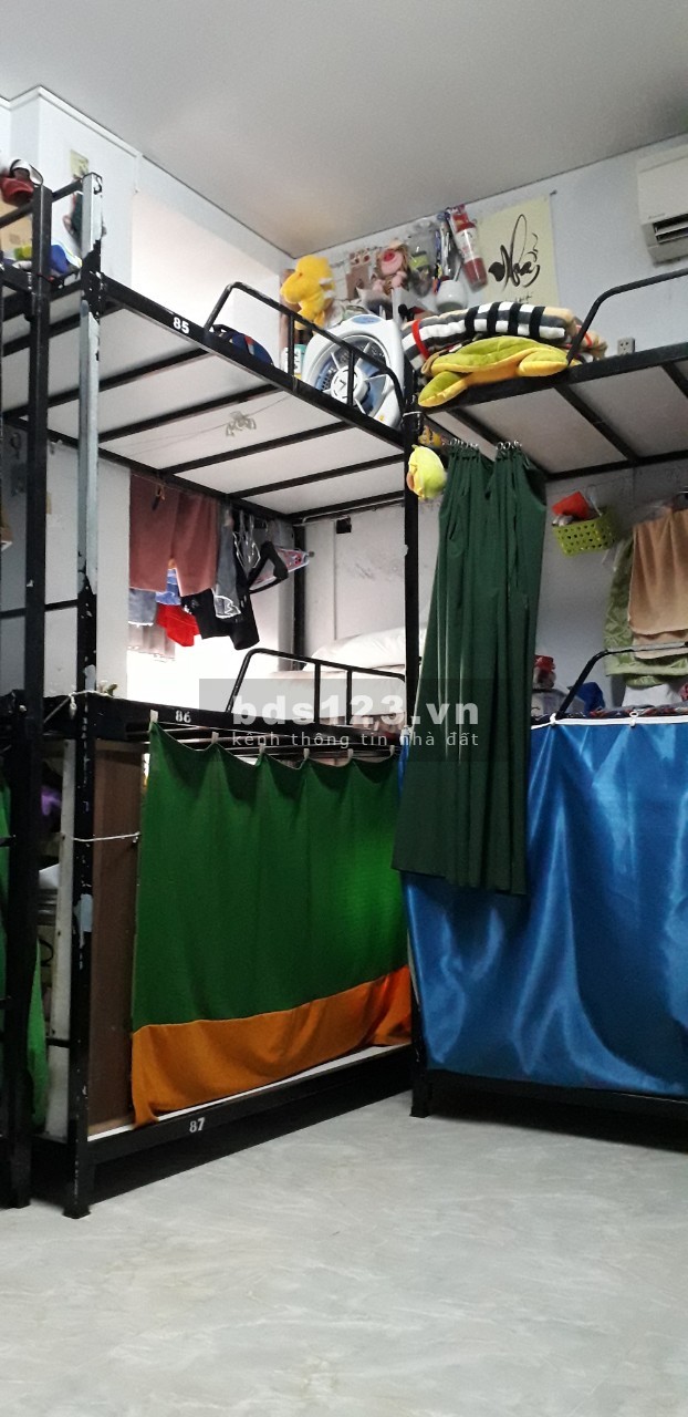 KÝ TÚC XÁ, ngay trung tâm Gía Rẻ cho bạn dễ chọn
