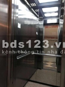 Cho thuê khách sạn mini 10 phòng 6 tầng thang máy liên hệ 0367157492 khu dân cư hiện hữu