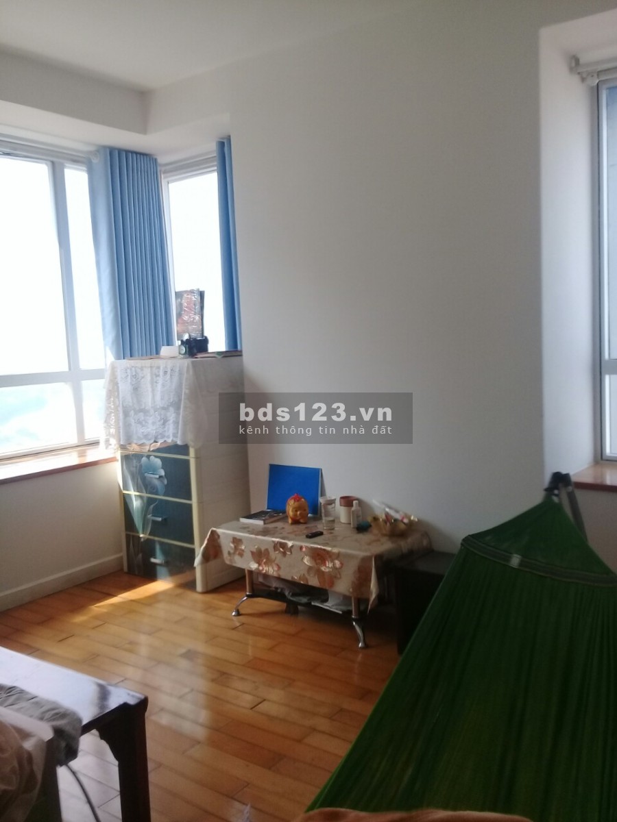 Căn hộ 106m2 tầng cao, chủ cần bán nhanh tại cc Sunrise City 2 phòng ngủ, giá 4.4 tỷ, thương lượng