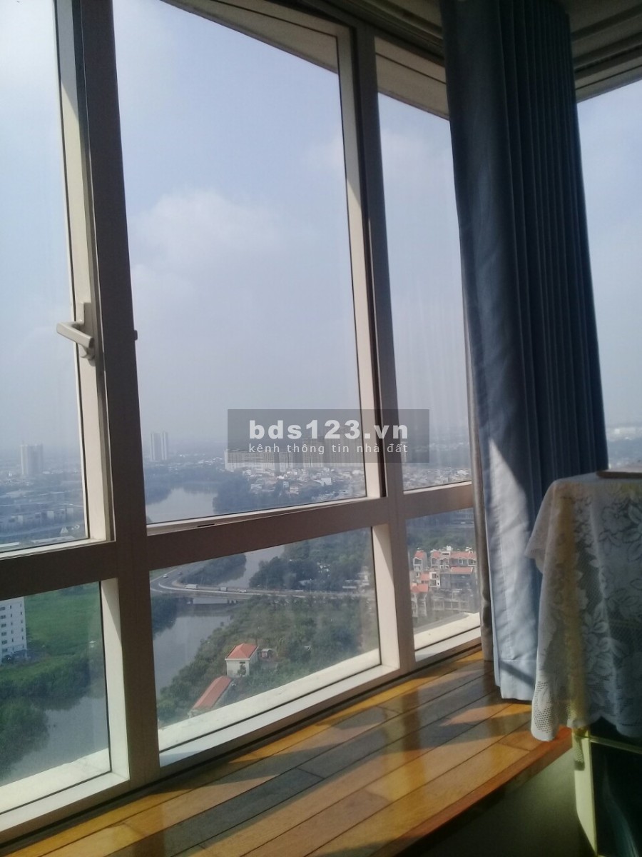 Căn hộ 106m2 tầng cao, chủ cần bán nhanh tại cc Sunrise City 2 phòng ngủ, giá 4.4 tỷ, thương lượng