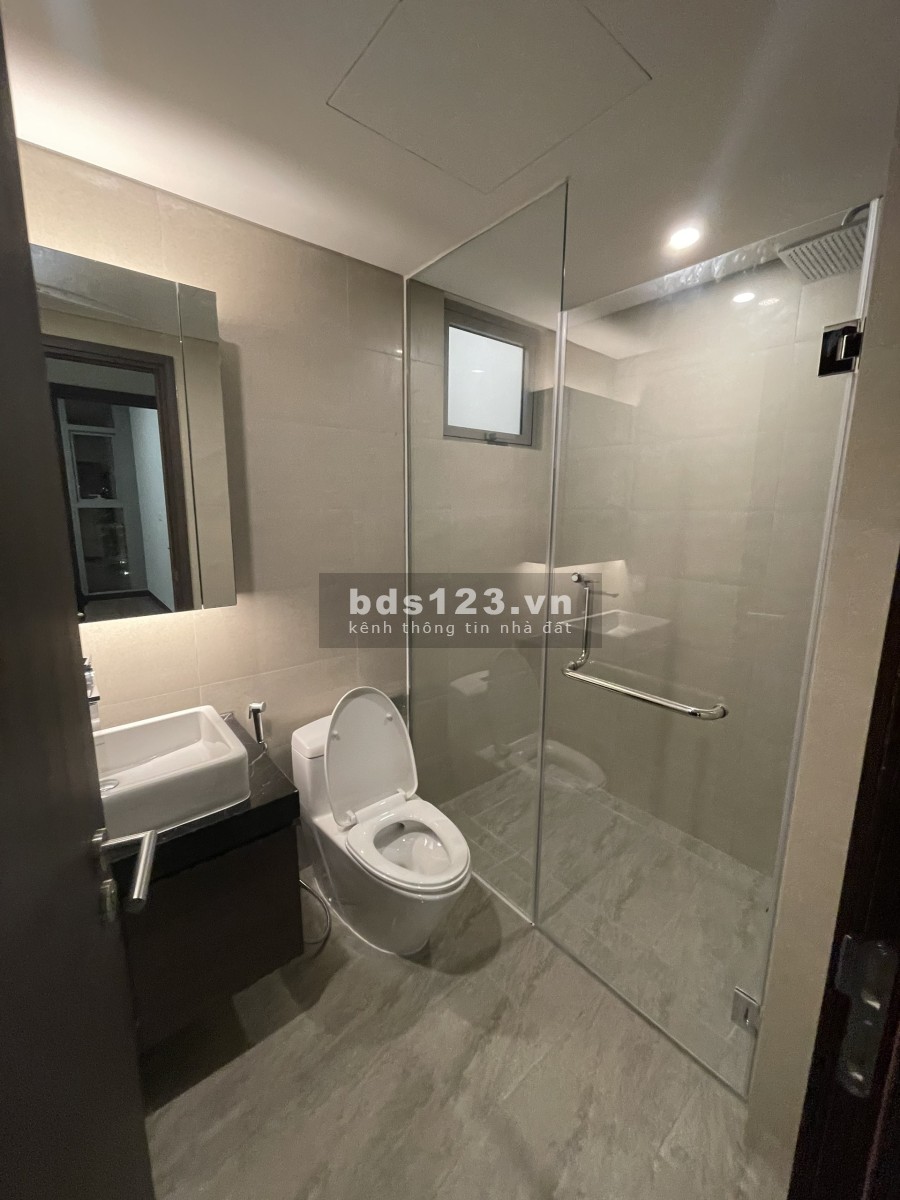 Chủ gửi bán gấp căn hộ Empire City giá tốt, liên hệ 0932 689 228 tiện ích nội khu đầy đủ