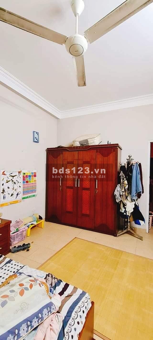 Bán nhà Quang Trung Hà Đông ô tô đỗ cửa đúc kiên cố 4 tầng, khu dân trí cao, hàng xóm văn minh