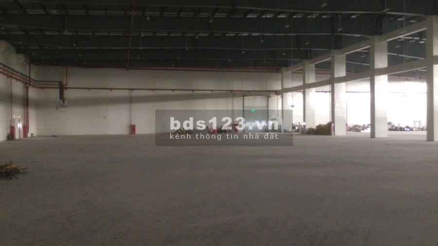 Cho thuê kho xưởng 5760m2 trong khu công nghiệp Hiệp Phước, Nhà Bè, TP HCM