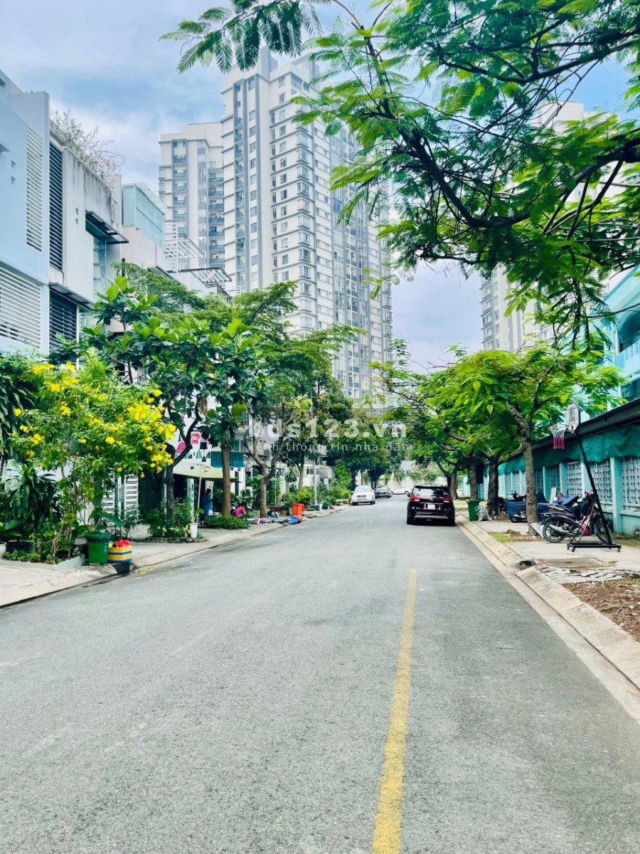 Nhà bán khu dân cư Phú Mỹ giá đầu tư khu dân cư đông đúc, đường lớn, tiện ích đủ
