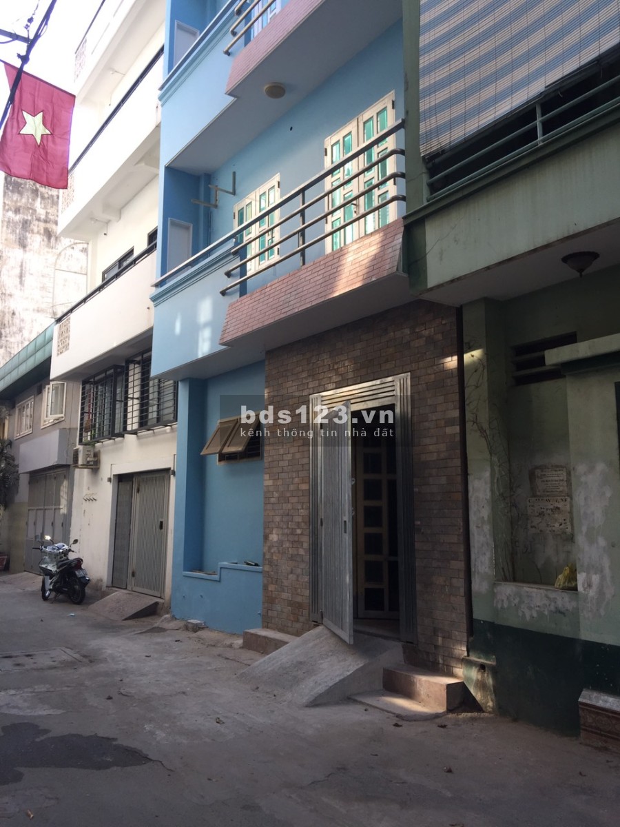 Cho thuê nhà nguyên căn 3 tầng diện tích sử dụng 12x6m tại TPHCM liên hệ 0989281472