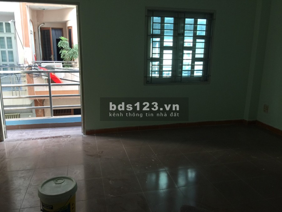Cho thuê nhà nguyên căn 3 tầng diện tích sử dụng 12x6m tại TPHCM liên hệ 0989281472