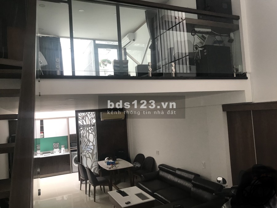 Cần bán nhà gấp nhà đẹp thiết kế hiện đại đầy đủ nội thất tiện ích xung quanh đủ, lhcc