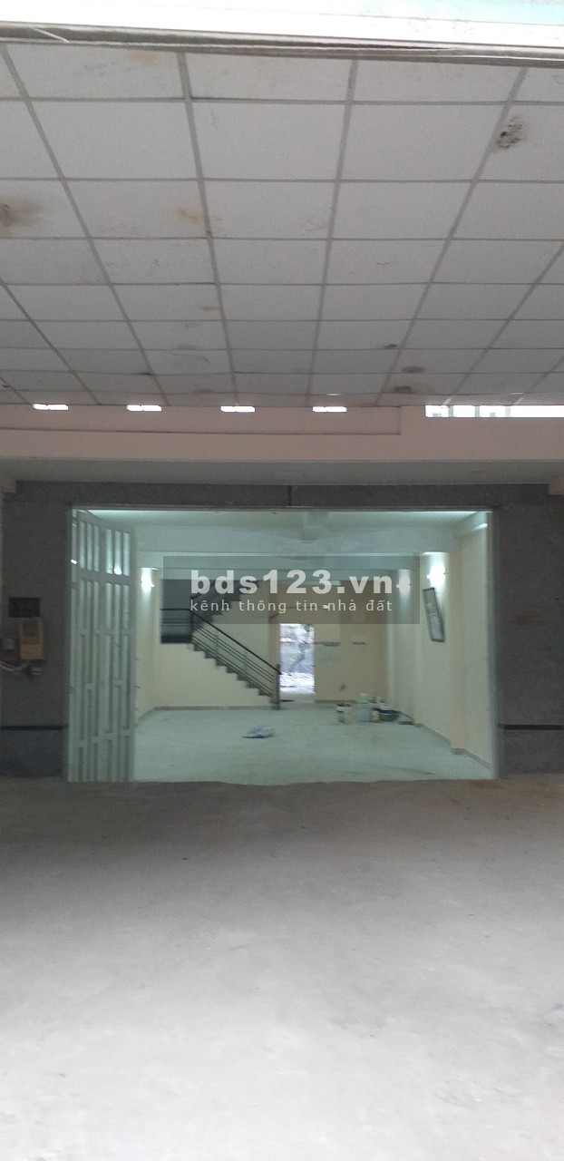 Cho thuê nhà nguyên căn mặt tiền đường Võ Văn Vân, liên hệ 0979995953