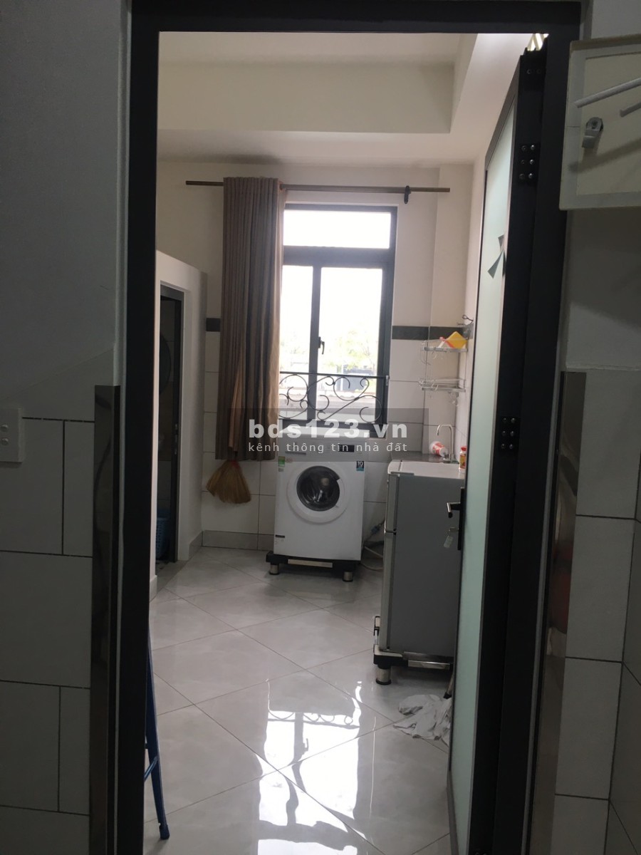 Phòng cho SV đầy đủ tiện nghi, toilet riêng giá 3 triệu/tháng, môi trường sống yên tĩnh