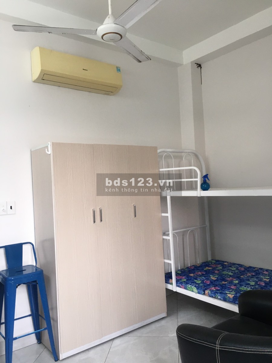 Phòng cho SV đầy đủ tiện nghi, toilet riêng giá 3 triệu/tháng, môi trường sống yên tĩnh