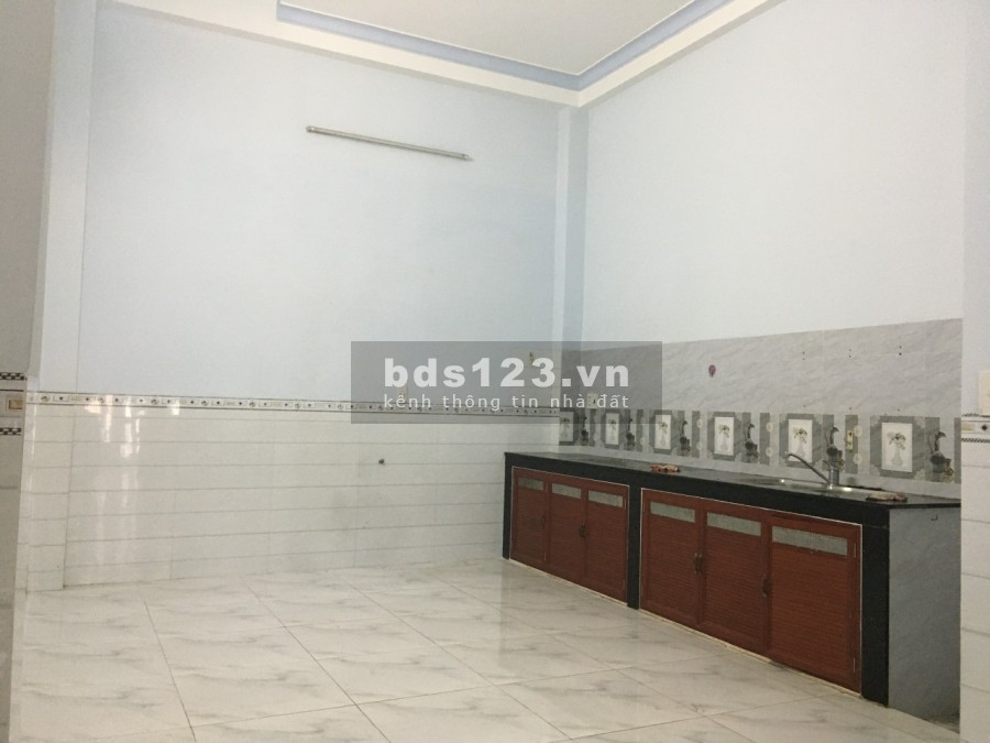 Nhà 2 lầu hẻm 6m, đường Gò Cát, phường Phú Hữu, Quận 9 hẻm an ninh tiện ích xung quanh đủ