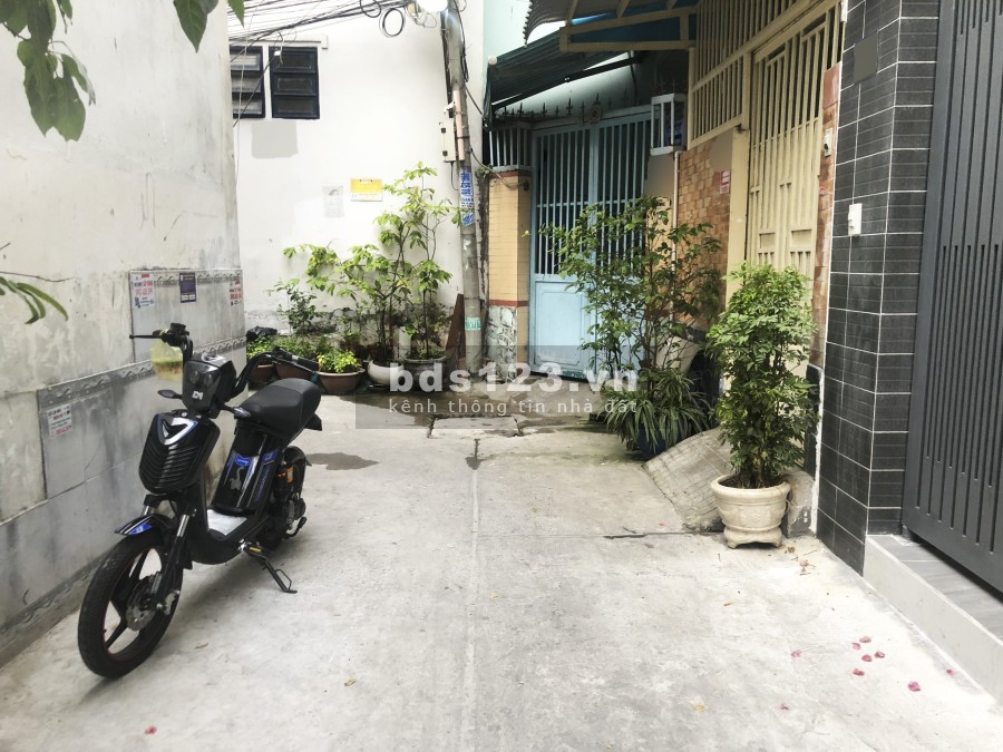 Bán nhà hẻm đường số 47, phường Tân Quy, Quận 7 diện tích sử dụng: 52m2, giá tốt đầu tư