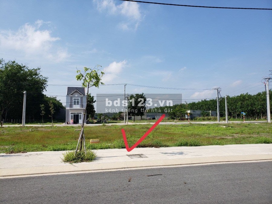 Bán biệt thự đường Lê Trọng Tấn thành phố Bà Rịa giá tốt đầu tư, liên hệ 0356552148
