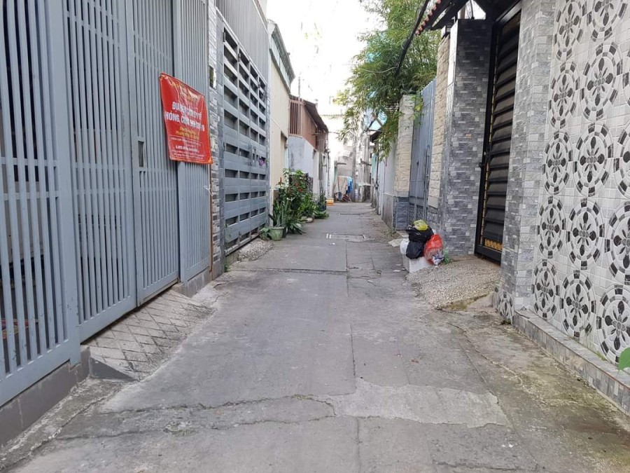Chỉ 1 sẹc Thống Nhất, 38M2, hẻm ba gác và xe máy né nhau, giá 2.4 tỷ