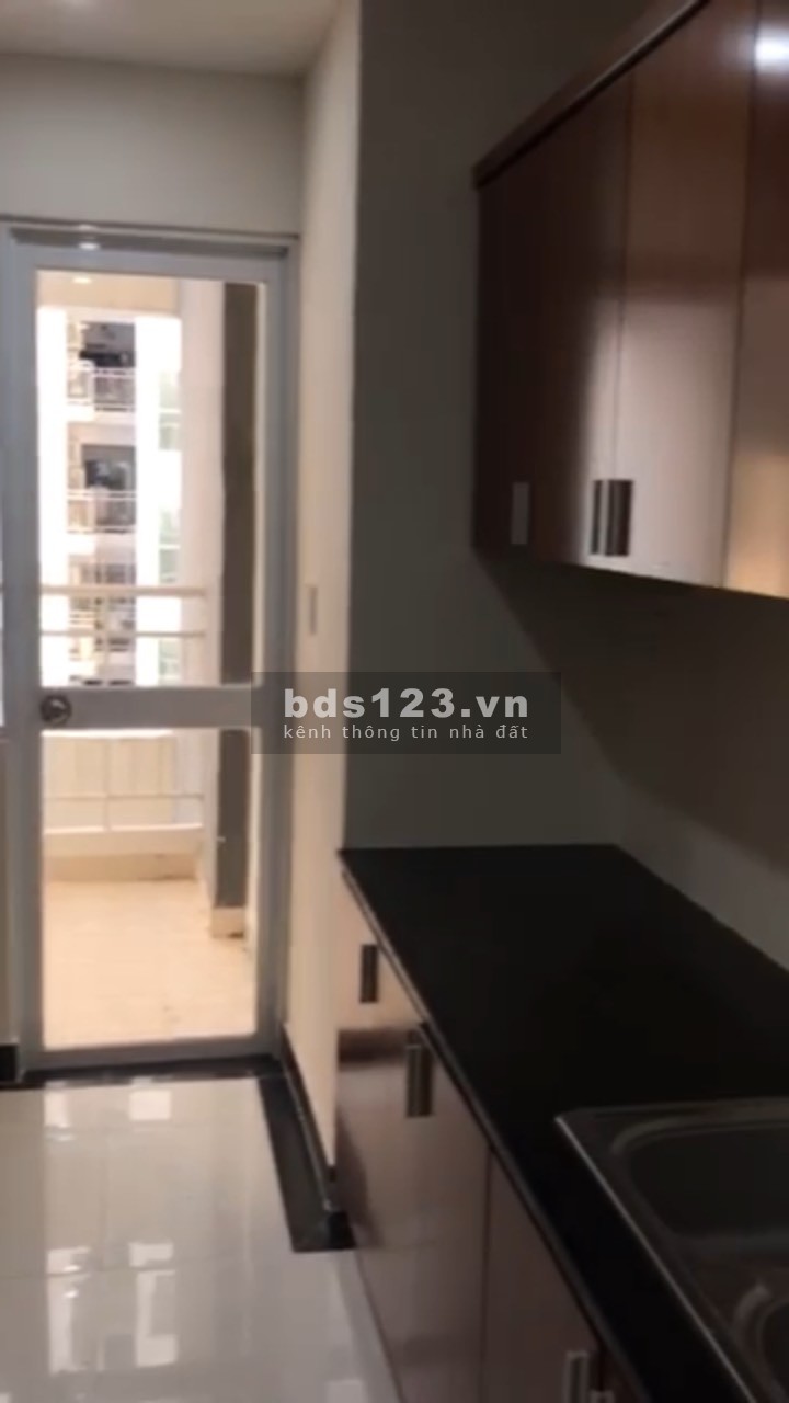 Chính chủ cần cho thuê 01 căn hộ trong chung cư Giai Việt Quốc Cường đường Tạ Quang Bửu, Quận 8