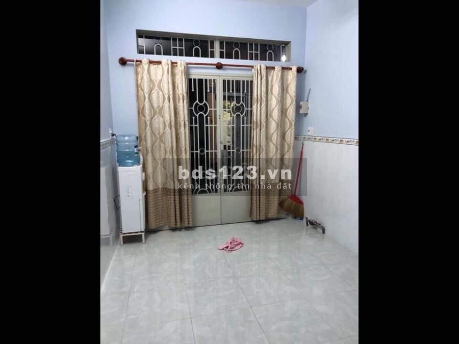 Nhà cách mặt tiền Quang Trung diện tích 90m, 2 tằng dtsd 23m2, giá 2 tỷ4 thương lượng mạnh